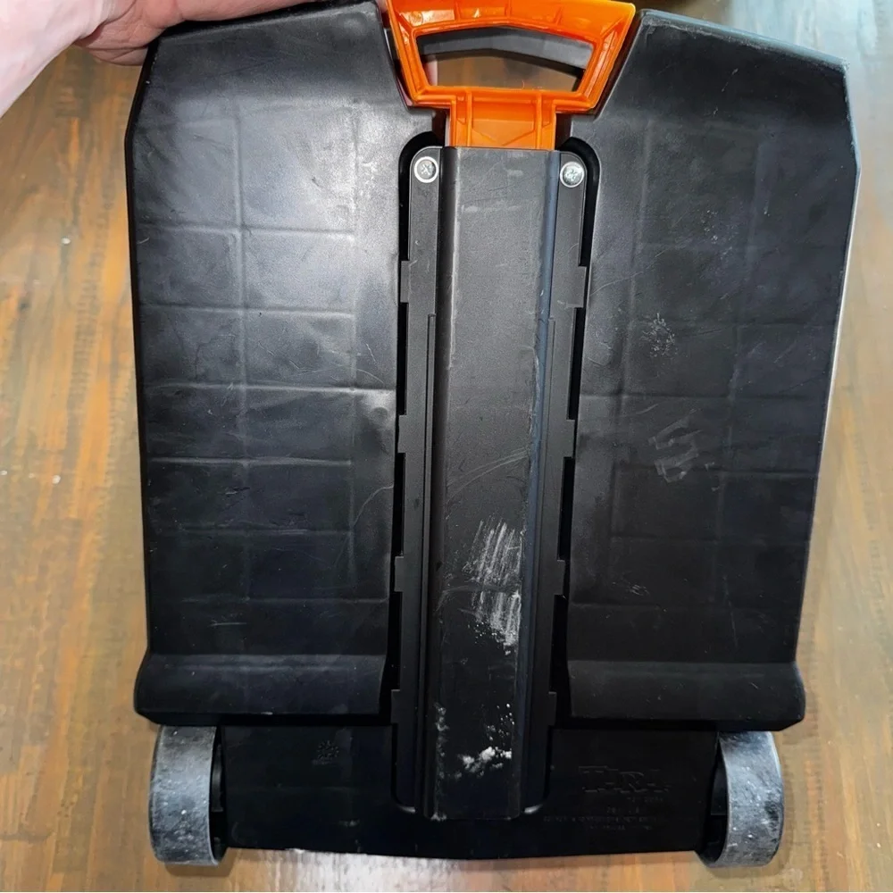 Hot Wheels Luggage Style Case And Over 35 Cars Hot Wheels And More Some Vintage